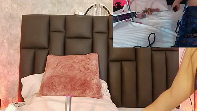 crystaldarliing - Crystaldarliing's free webcam - UK Sex Cams