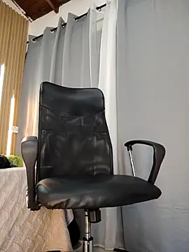 Oliver_bigblack_cock webcam