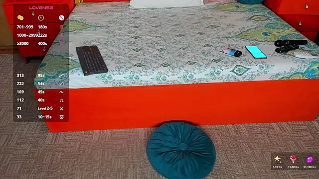 VallerieJones webcam