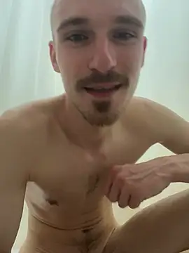 themaskshow (M young) - I’m going to take a shower 😜