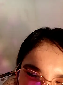 Chall_mee's live cam