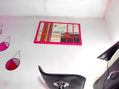 luisahotsx live sex cam