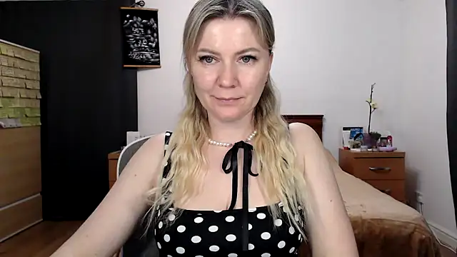 ParadiseAlina webcam