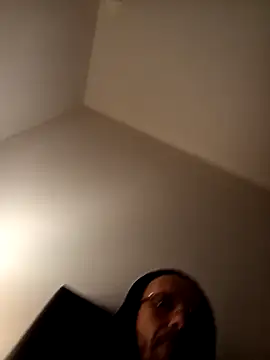 guitccch (Ask my age) - Je vous laisse choisir