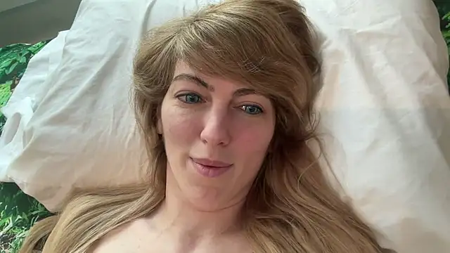 CelestialRuby webcam