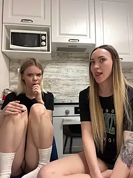 Best_Blondie1 webcam