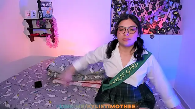 kylietimothee webcam