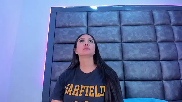 AmaranttayLunay webcam