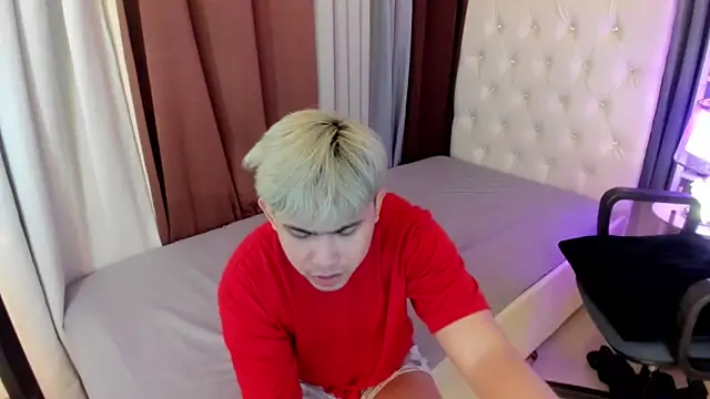 davincihugecock live sex cam