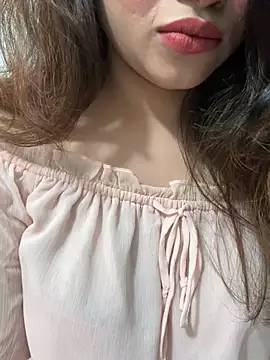 riya_sharma11 webcam