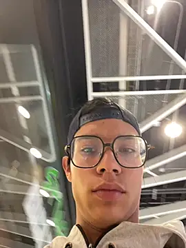 Andres_boy252's live cam