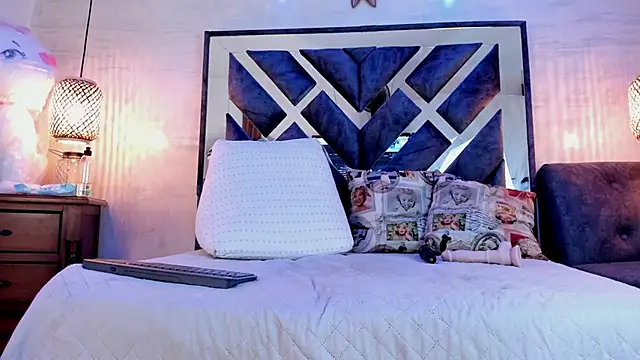 annie_vega17_ webcam