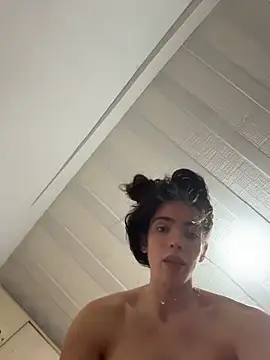 Webcam Model (sisterhong)  is live.Free join now!