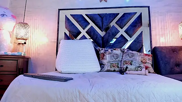 annie_vega17_ webcam