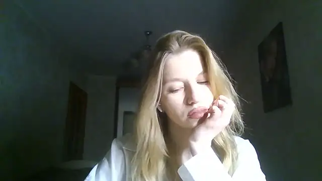 CuriousMildness webcam