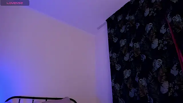 AnnexedPistol webcam