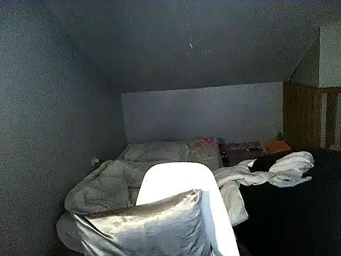 Chillntalkmami webcam