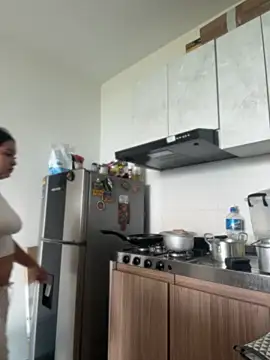 Pretty_Isadora webcam