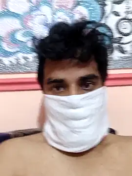 Stranger_ccock webcam