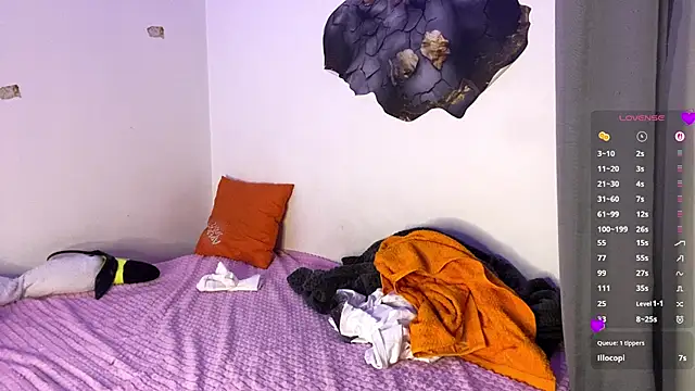 BeckyAurielle webcam