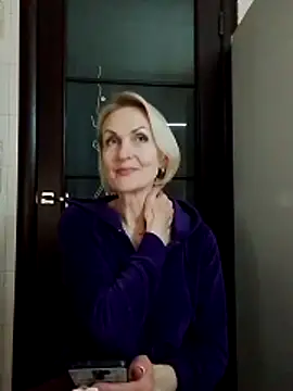 MichelleSolis webcam