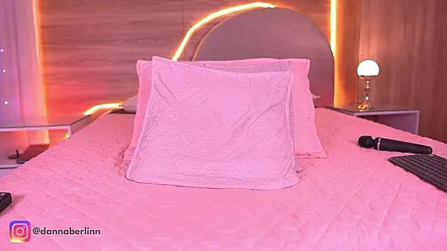 danna_berlin_ webcam
