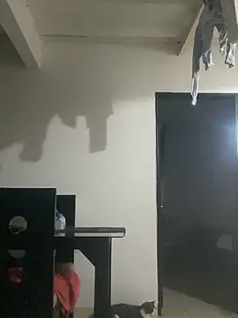 yossi_peach_cute webcam