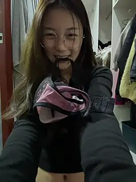 Sweet-Angel999 webcam