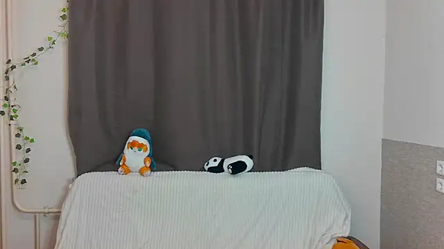 Emily_Nelsonn webcam