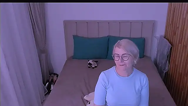 sabrinamacmarren webcam