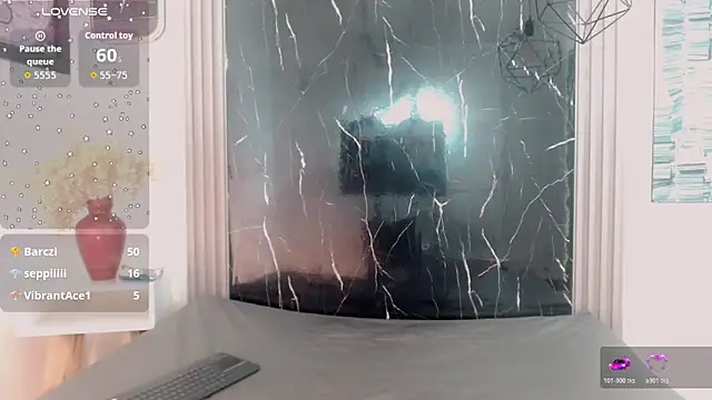 hilary_rodriguez webcam