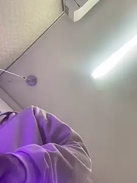 yossi_peach_cute (M young) - Cum while you get ready make up