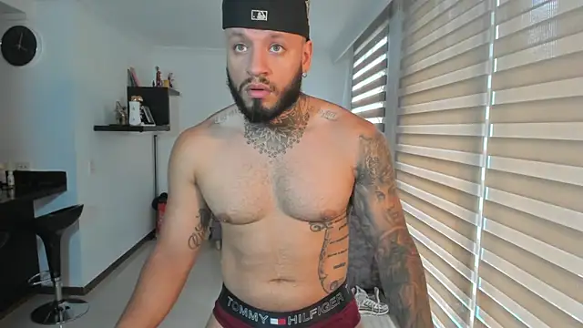 dereckgreen live sex cam
