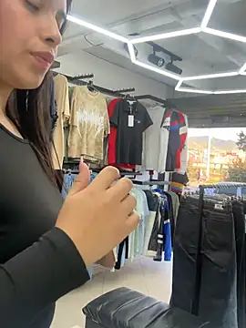 Miss_Bella_Flame webcam