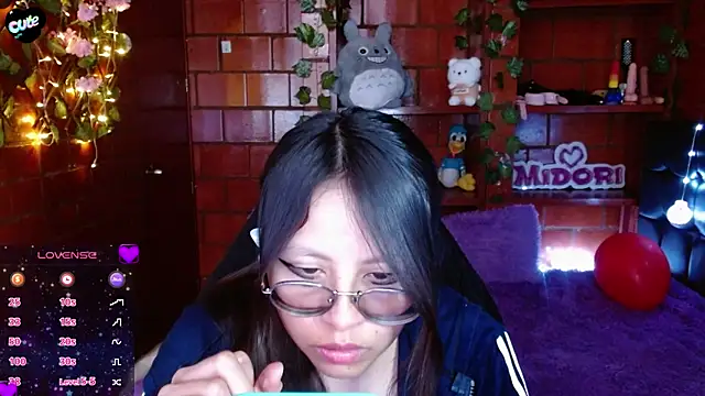 MidoriQuiinn webcam