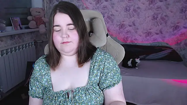 Estelle_Hicks webcam