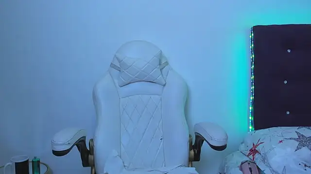 madelinesquirt webcam