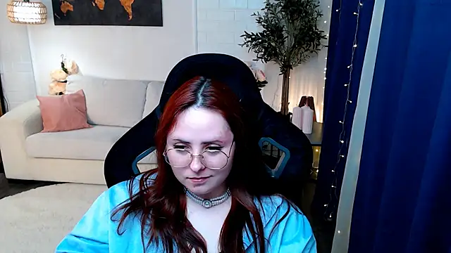 Hennessy_bunny webcam