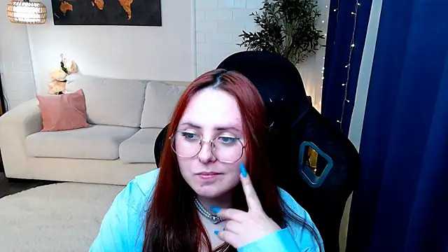 Hennessy_bunny webcam