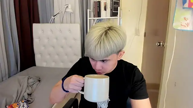 davincihugecock webcam