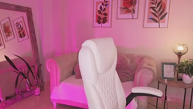 DahianaWalcott webcam