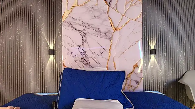 big_tits_in_your_face webcam