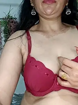 BhabhiPooja69 webcam