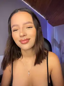 Sofia18_pinkk webcam