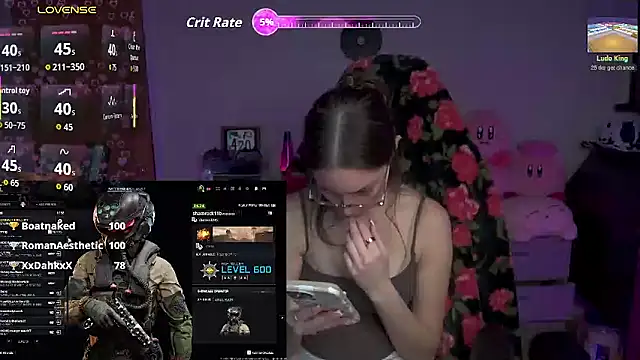 SpaceCowWhore webcam