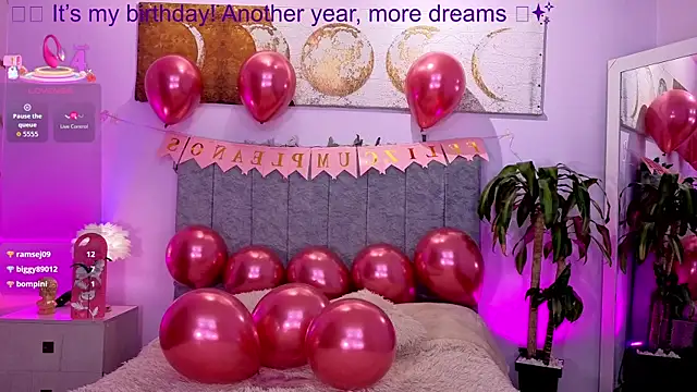 antonellastar24_ webcam