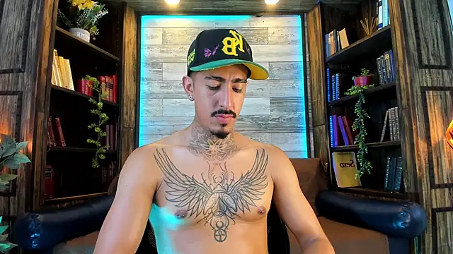 Donovan_Desmond webcam