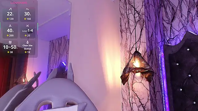 Zami_Escobar_of webcam