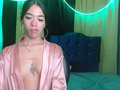 Violettadreams webcam