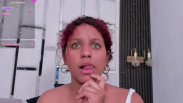 ameliia_jones webcam